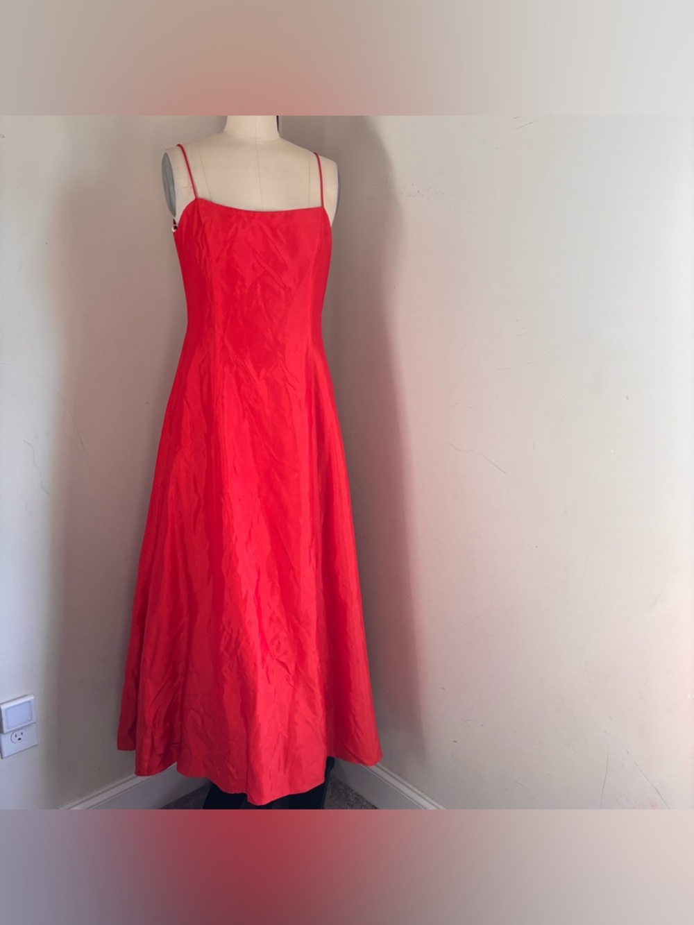 Vintage Red Evening Dress with open back